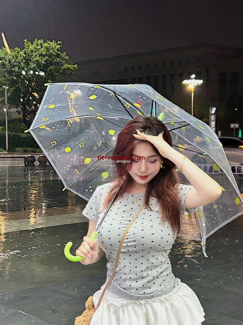 小云同学 微密圈全套图包视频合集限免中[3套]