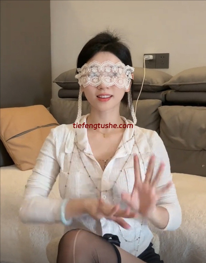 越越呀 微密圈高清美图视频打包合集下载[4套]